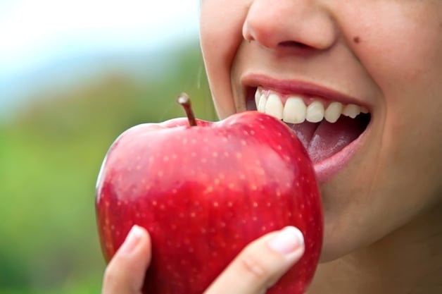 Learn-how-apples-benefit-your-smile-and-more-fun-dental-facts_2020_40106903_0_14076312_650.jpg
