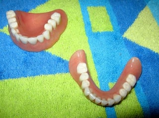 Full removable dentures