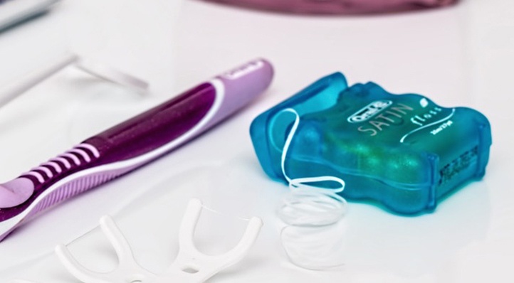 Flossing, eDentalSolutions