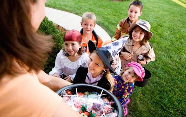 halloween-candy-kids.jpg