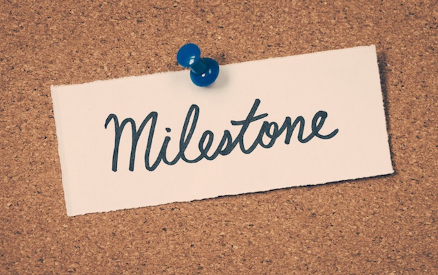 milestone-note-tack-corkboard